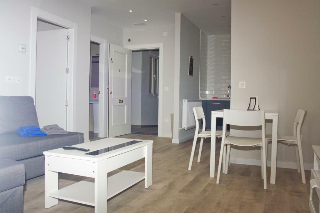 Apartamentos Gyc Viviendas Gold León Buitenkant foto